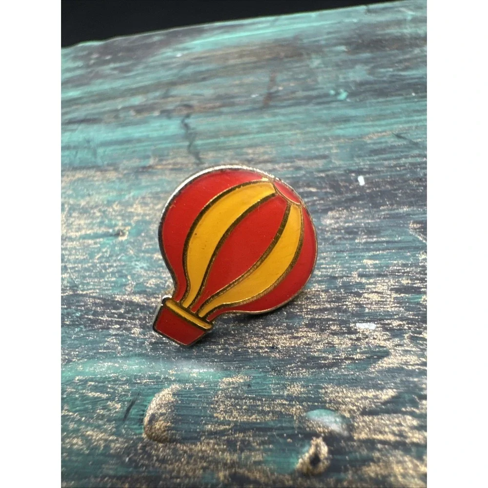 Vintage Hot Air Balloon Lapel Hat Pin Red Yellow Collectible Fun